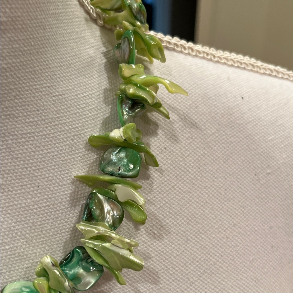 Green Shell Necklace - image 3
